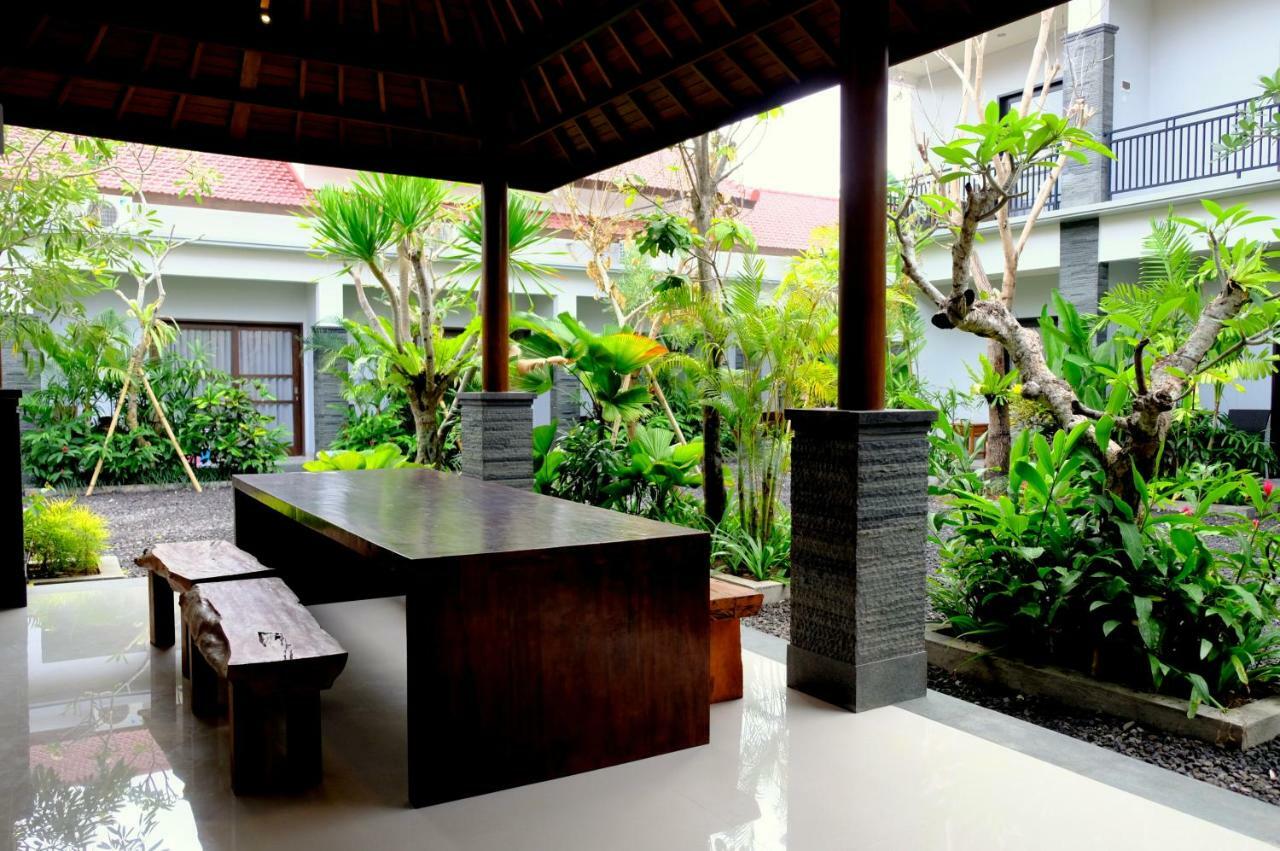The New Moon Seminyak Hotel Kültér fotó